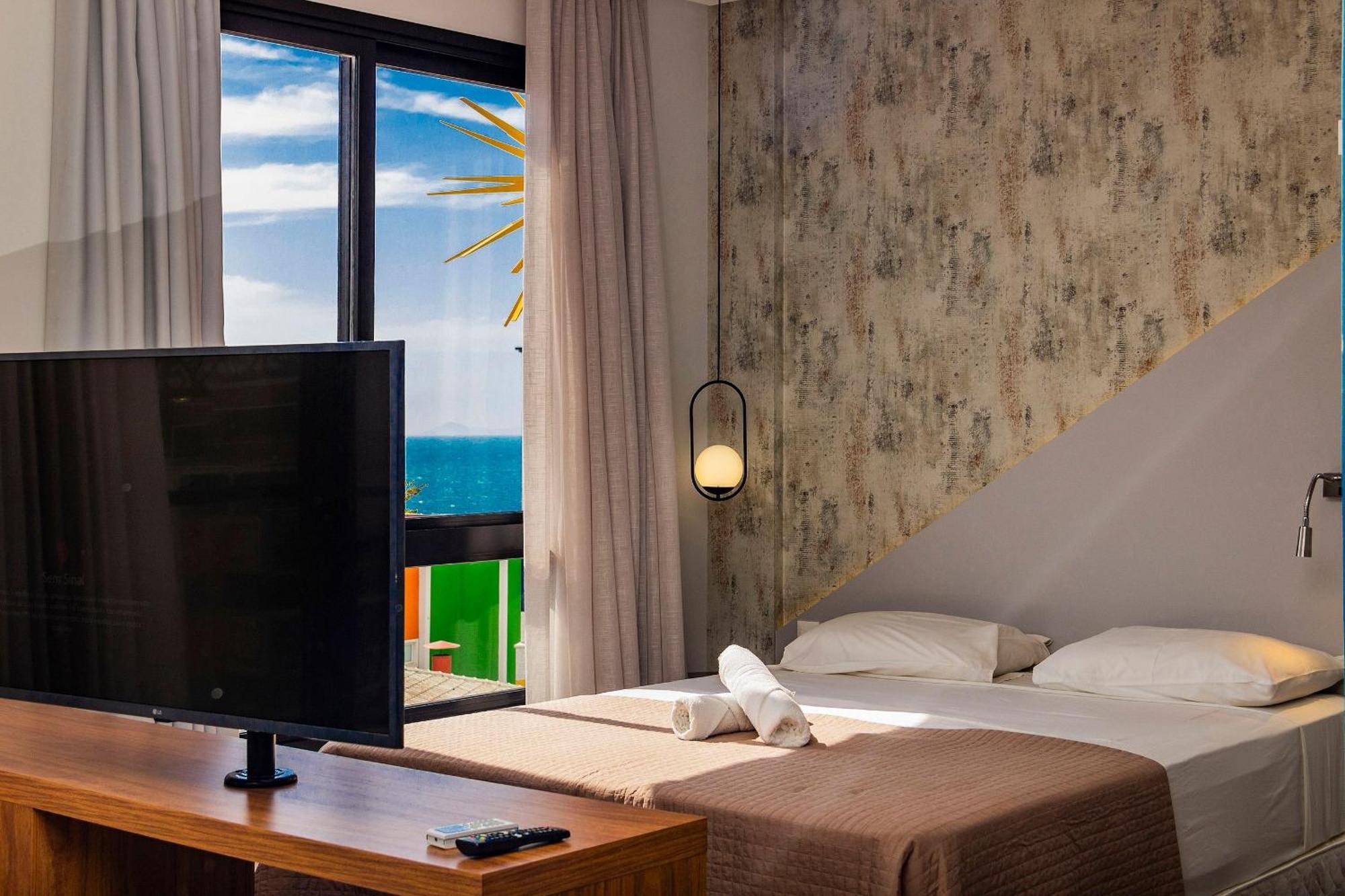 Aion Suites 303 - Lindo Apartamento Com Vista Para O Mar, A 60M Da Praia De Bombinhas, Com Piscina E Academia No Rooftop. Экстерьер фото