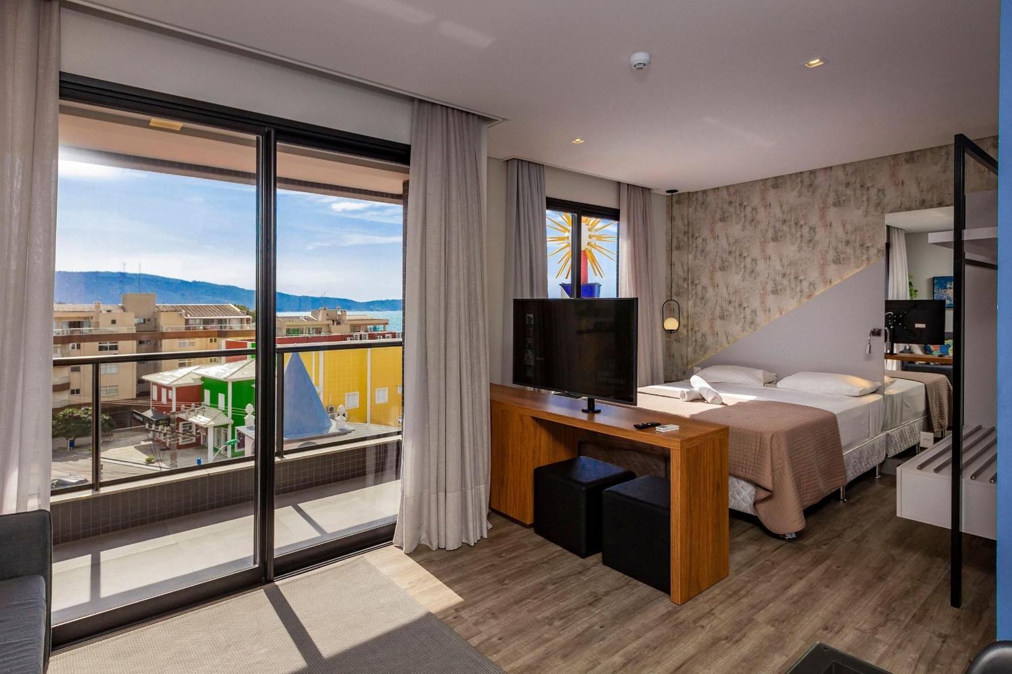 Aion Suites 303 - Lindo Apartamento Com Vista Para O Mar, A 60M Da Praia De Bombinhas, Com Piscina E Academia No Rooftop. Экстерьер фото
